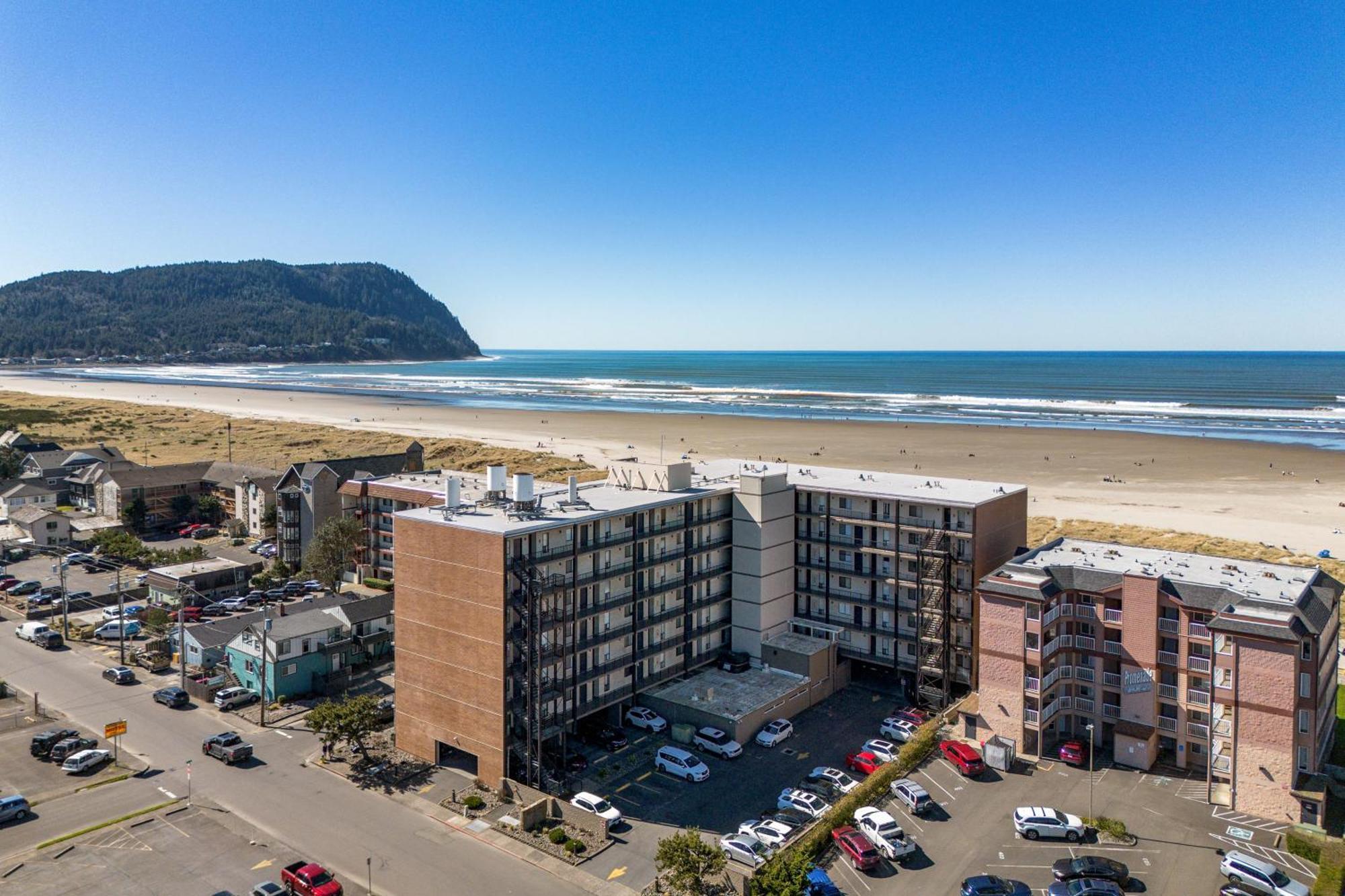 Apartamento Sand & Sea: Paradise On The Prom Seaside Exterior foto